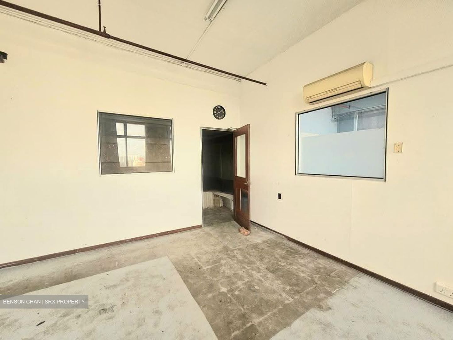 Yi Xiu Factory Building (D14), Warehouse #629190281